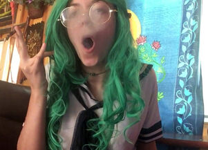 Green haired anime girl